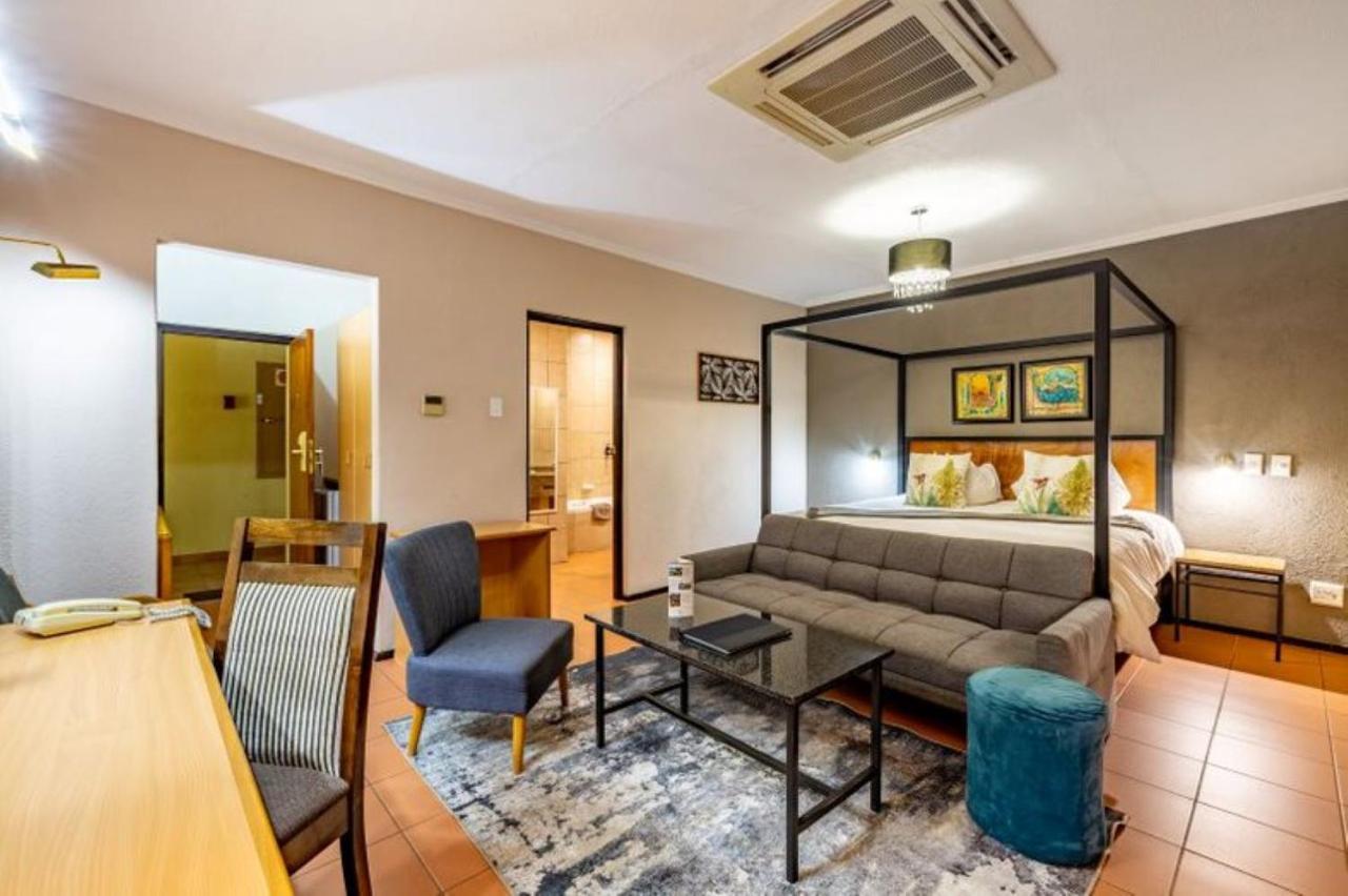 Sanbonani Hotel Hazyview Buitenkant foto