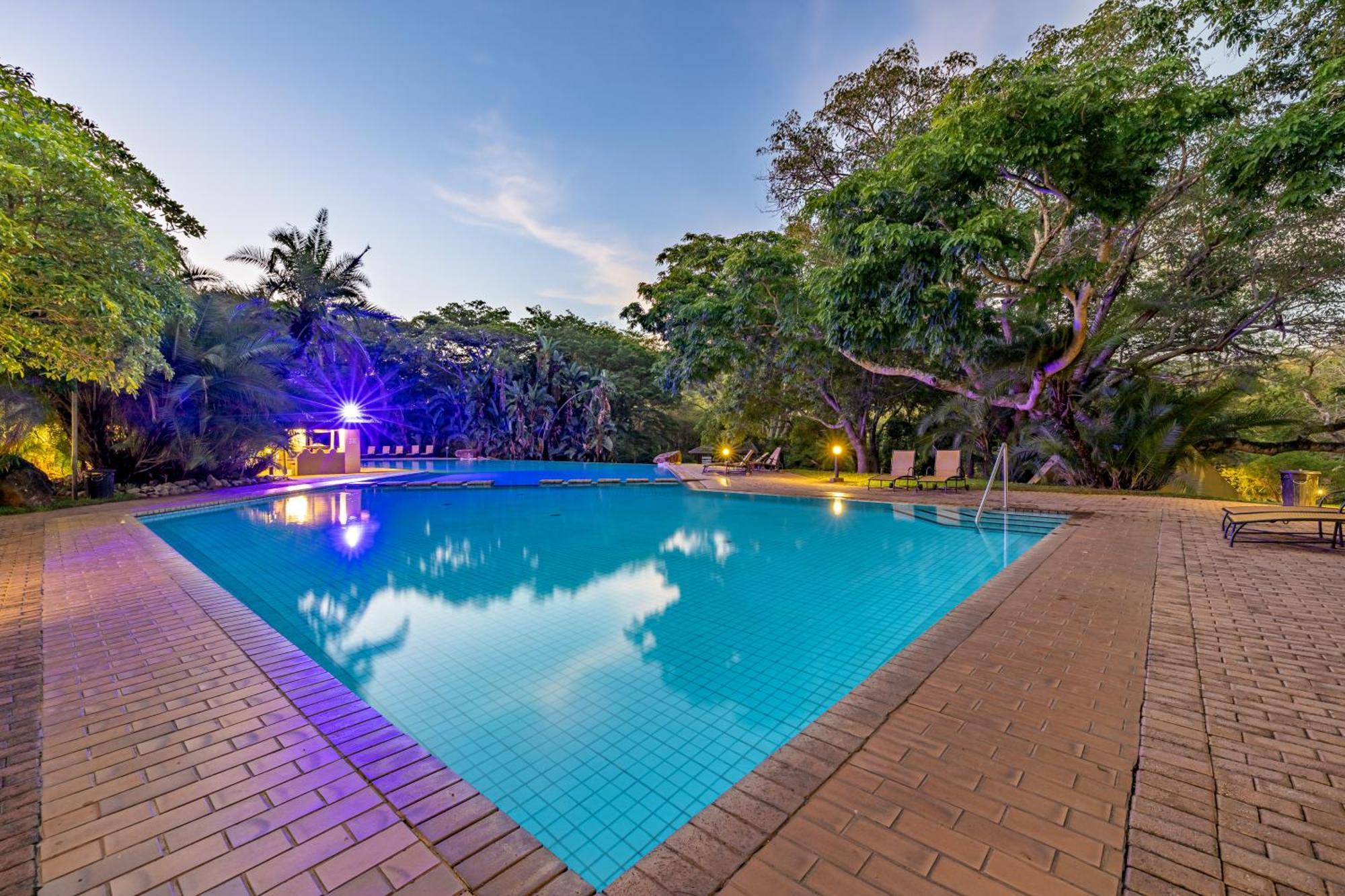 Sanbonani Hotel Hazyview Buitenkant foto